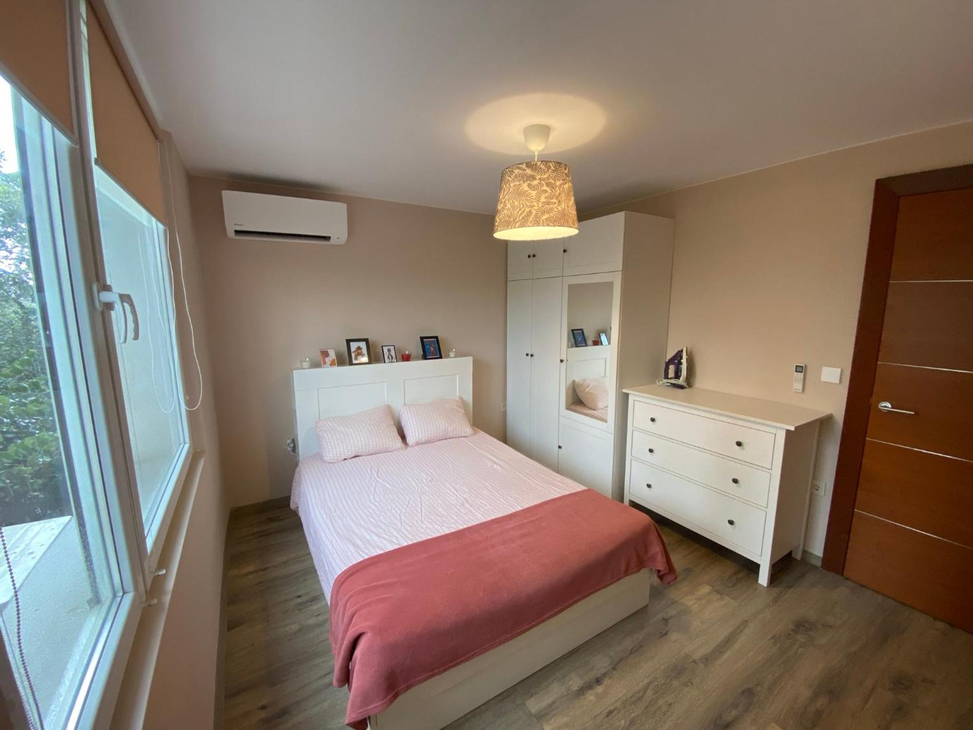 Lovely 1 Bedroom Apartment In The Heart Of Várna Kültér fotó